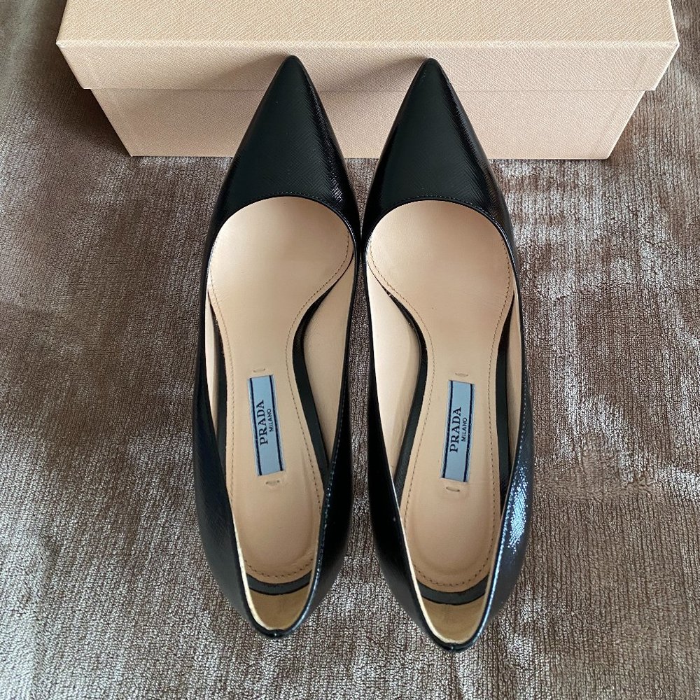 Authentic Prada Black Textured Leather Pumps, Size 36.5, heel size  85mm 3 1/2".